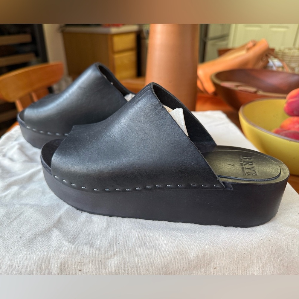 NWT Bryr Clogs Norma Stack Moto Black Leather w/ Black Platform Base Size 7 / 37